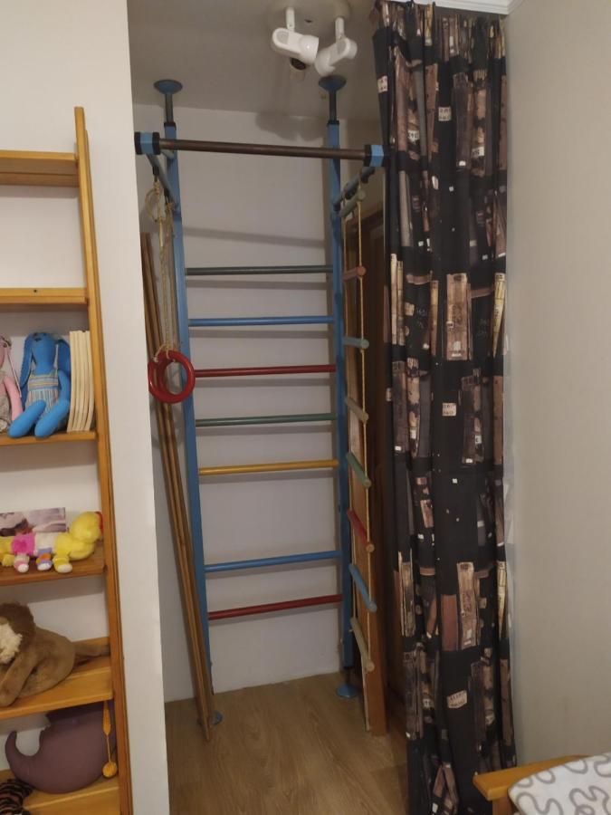 Three Bedroom Stepana Bandery Street Rivne Ngoại thất bức ảnh
