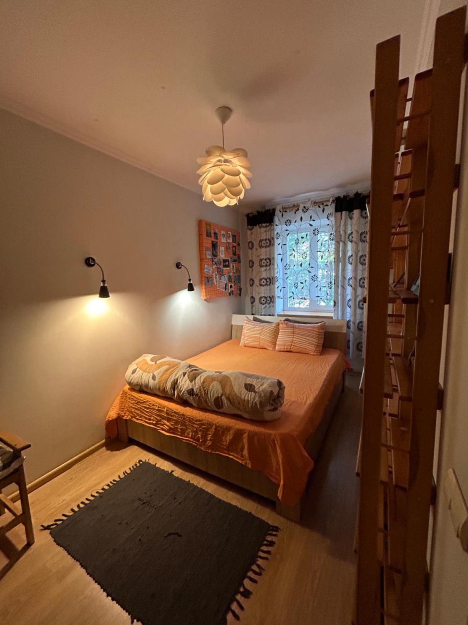 Three Bedroom Stepana Bandery Street Rivne Ngoại thất bức ảnh